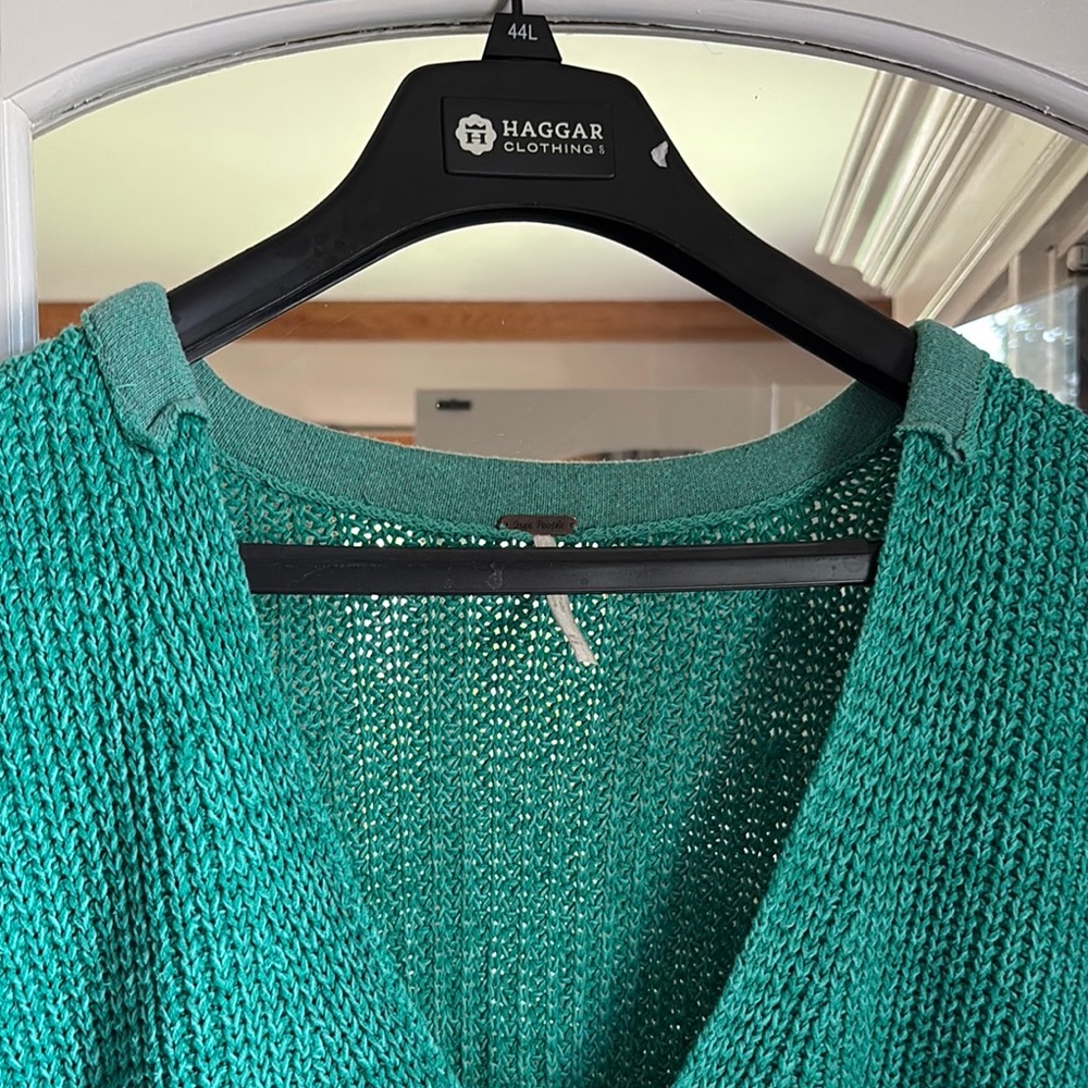 Free People Oversized Green V-Neck Chunky Knit Sweater Med/Large - Picture 9 of 15